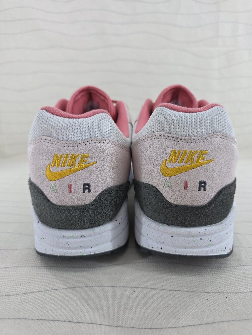 Nike Mens Air Max 1 Easter Celebration Leather Sneakers Shoes FZ4133-640 Sz 13 - Picture 5 of 12
